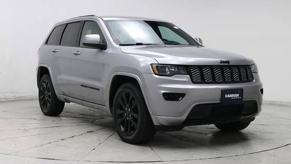 JEEP GRAND CHEROKEE 2017 1C4RJFAGXHC892576 image